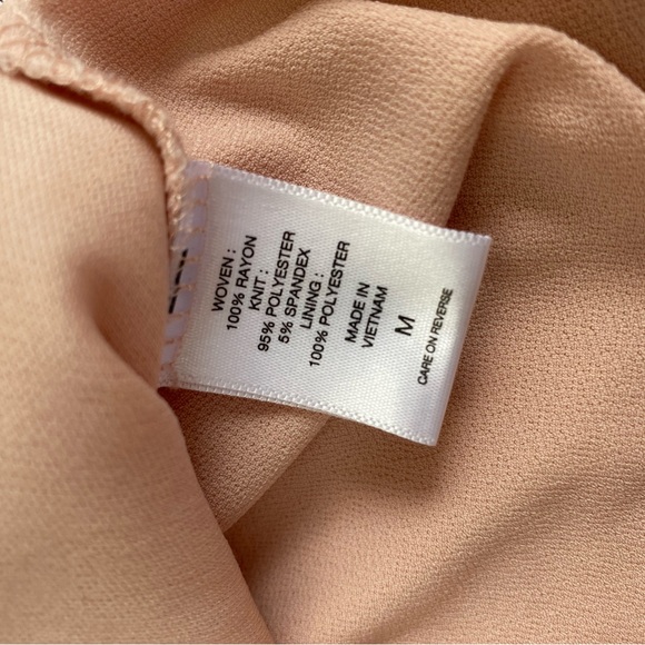 New York & Co Women Blouse Size M Color Light Pink - Item 0007 - Picture 4 of 4